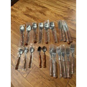 🍴‎ 21-Piece NEW Vintage Wooden Handle Stainless Steel Silverware Set